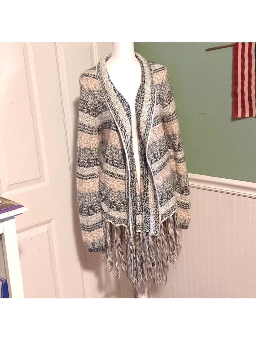Chico's Cardigan Open Front Fringe Size Medium Wrap Sweater